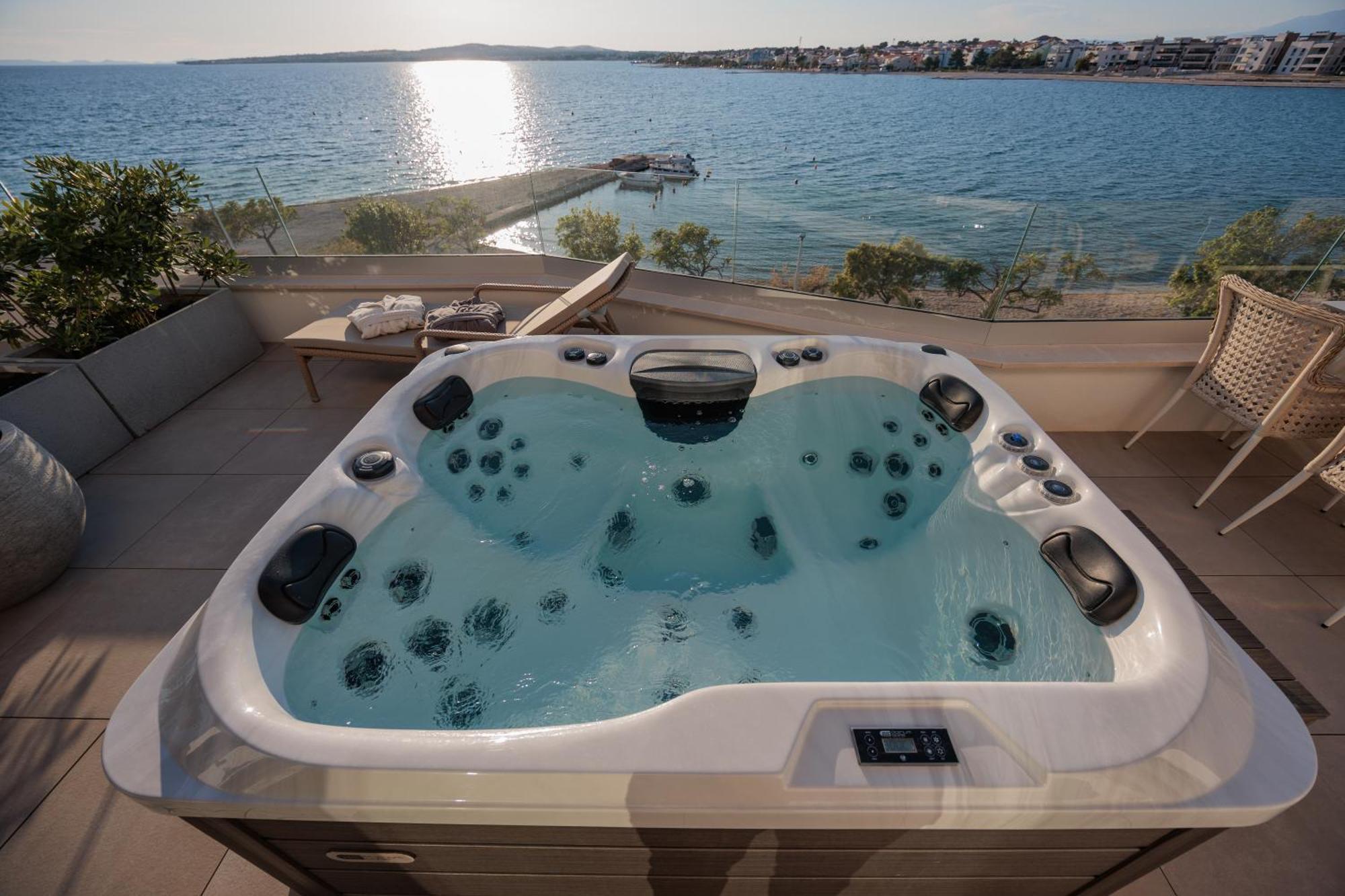 Apartments Dernaj วีร์ ภายนอก รูปภาพ