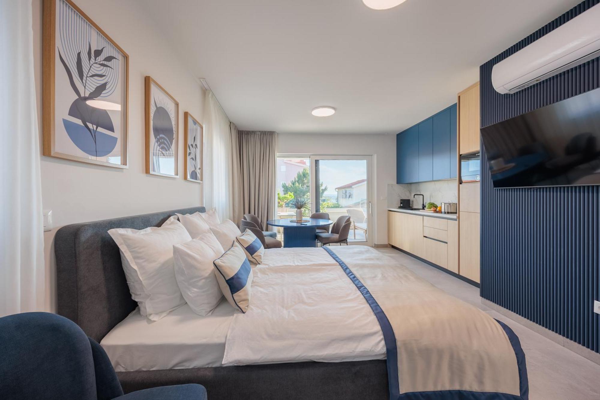 Apartments Dernaj วีร์ ภายนอก รูปภาพ