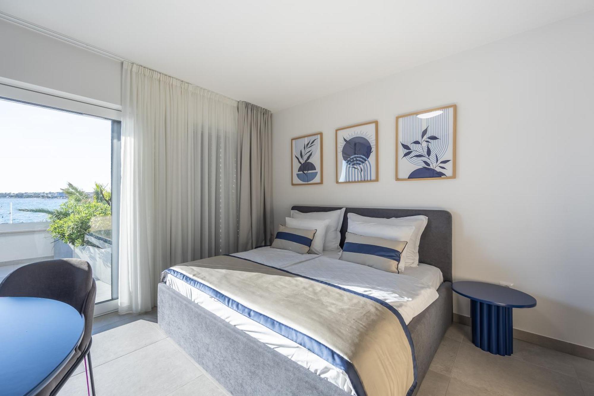 Apartments Dernaj วีร์ ภายนอก รูปภาพ
