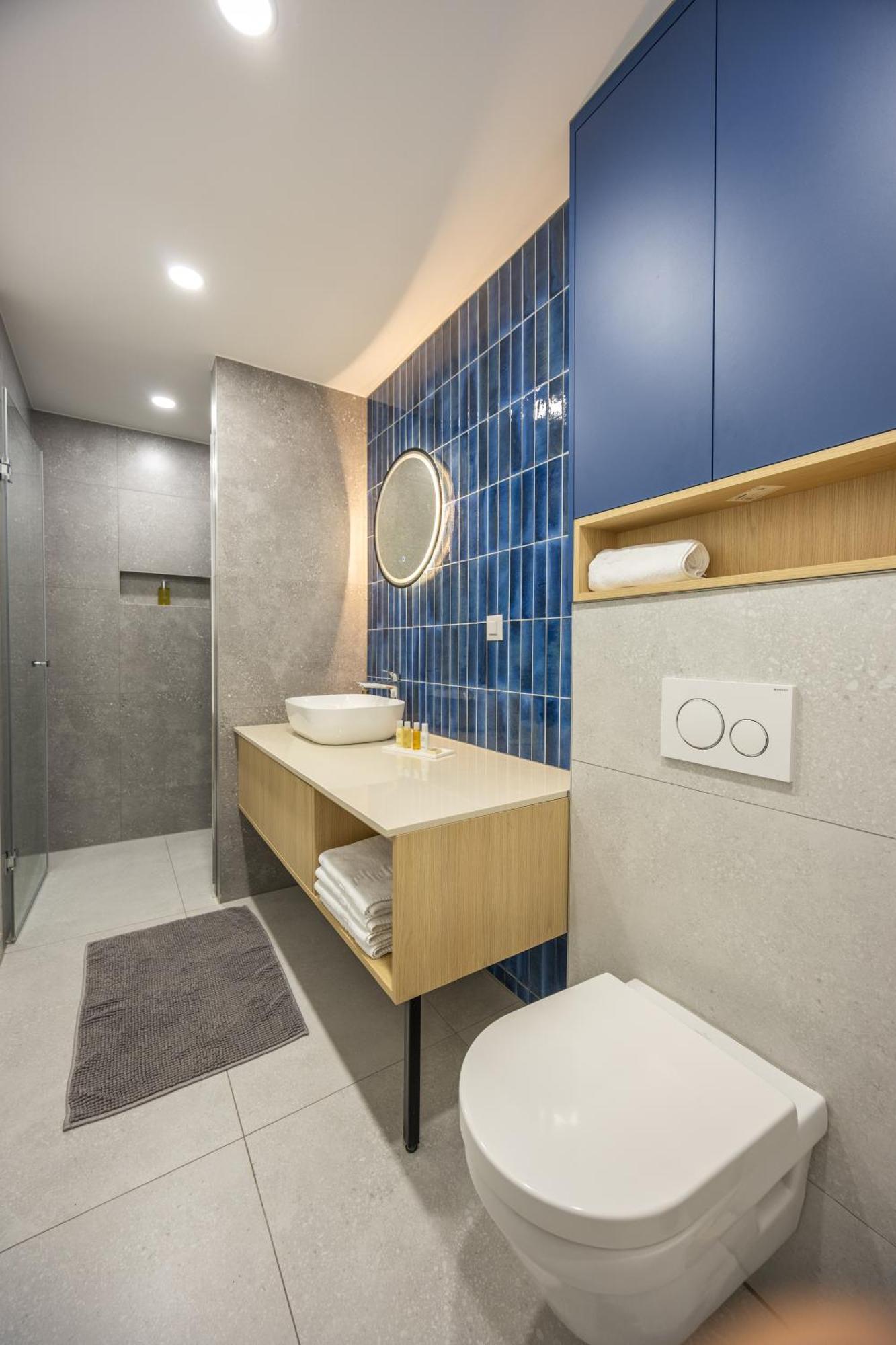Apartments Dernaj วีร์ ภายนอก รูปภาพ