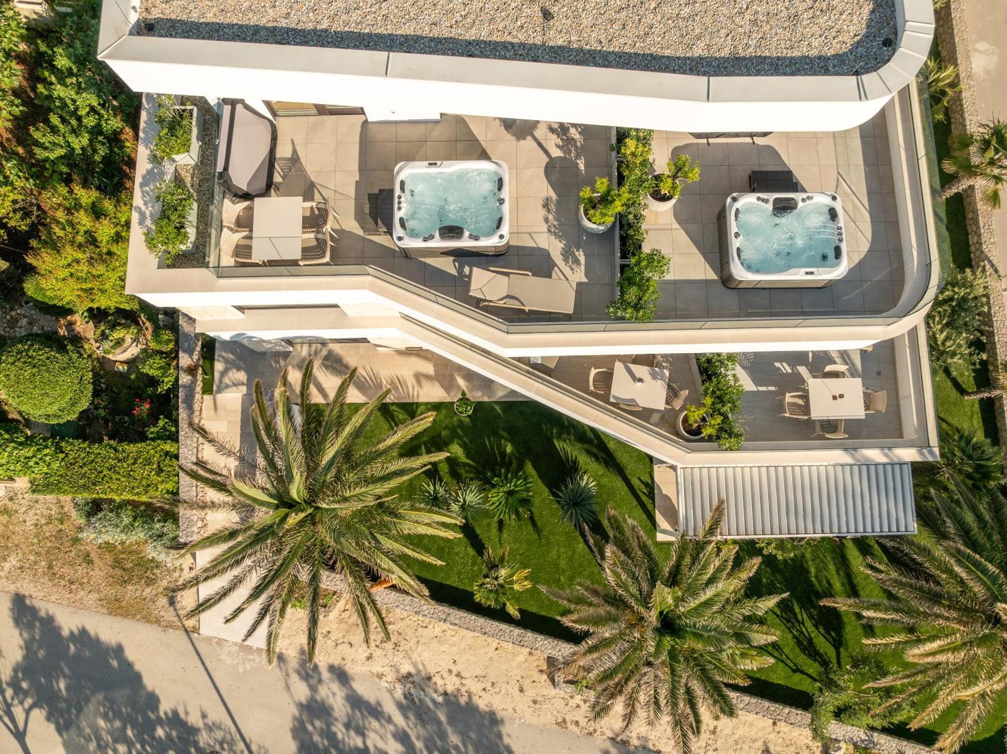 Apartments Dernaj วีร์ ภายนอก รูปภาพ
